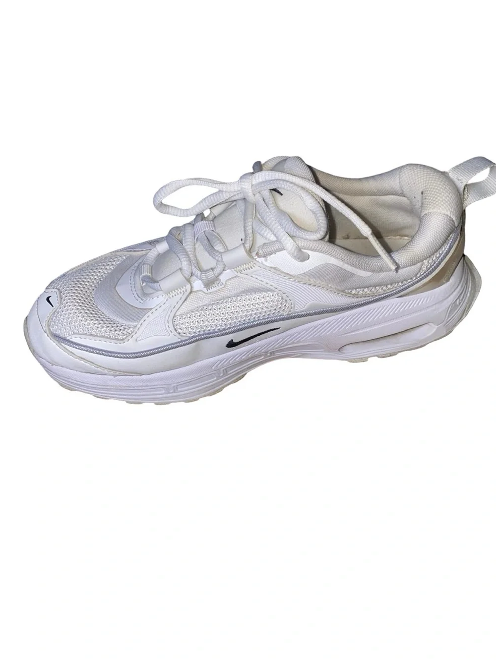 Nike Air Max Bliss Womens Sneakers Summit White size 7 DH5128-101
